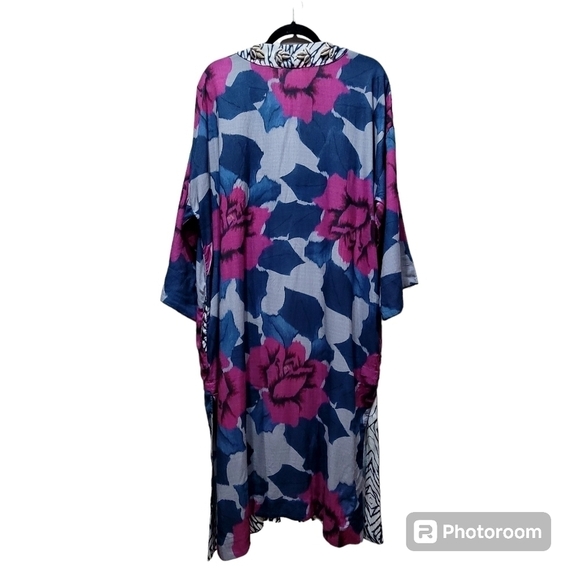 NWT SOFT SURROUNDINGS S/M Colorful Embellished Seashells Kimono Coverup Floral - Picture 3 of 13